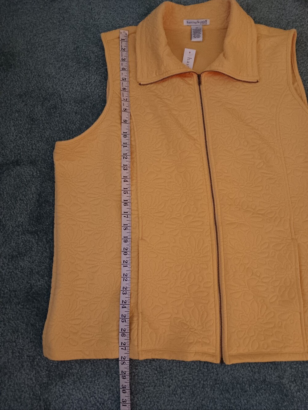 New Quilted hasting & smith Women's Vest - Picture 8 of 10